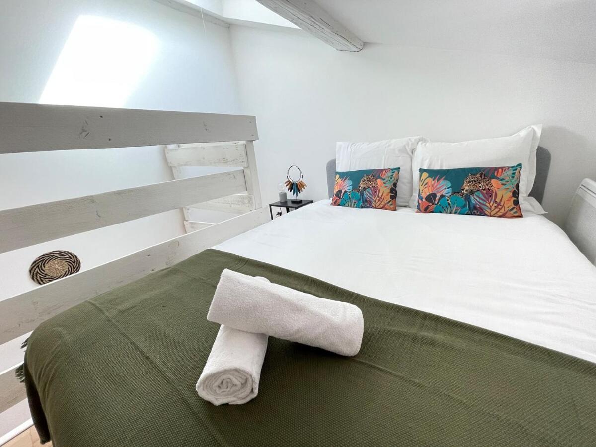 Apartment Secret Jungle Marseilles