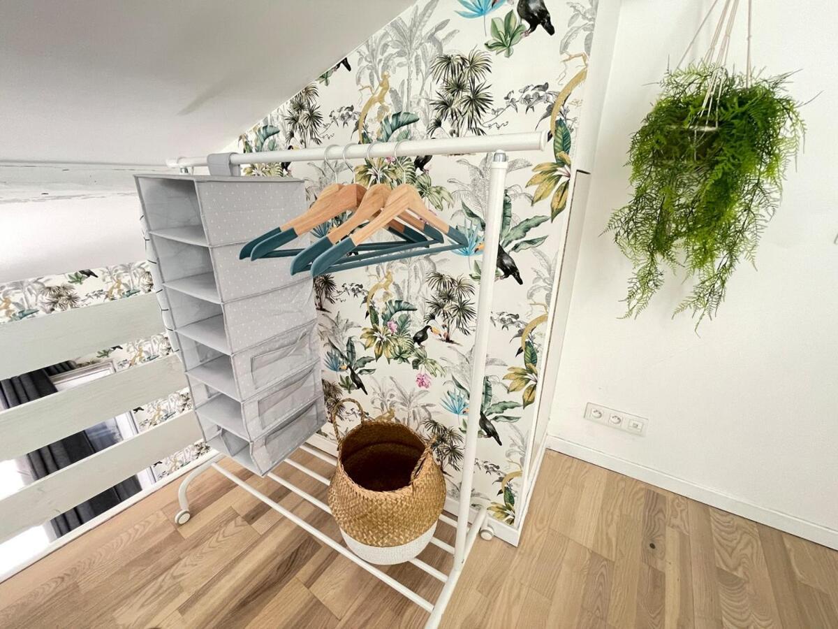 Secret Jungle Apartment *